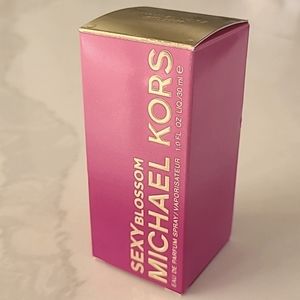 🎀 Michael Kors Sexy Blossom fragrance